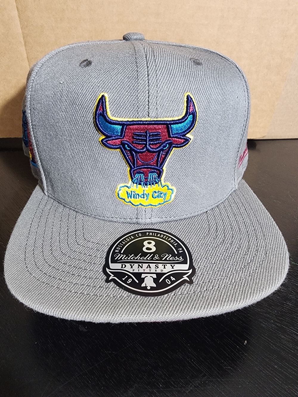 NBA Chicago Bulls Fitted Size 8 Hat, Mitchell & Ness